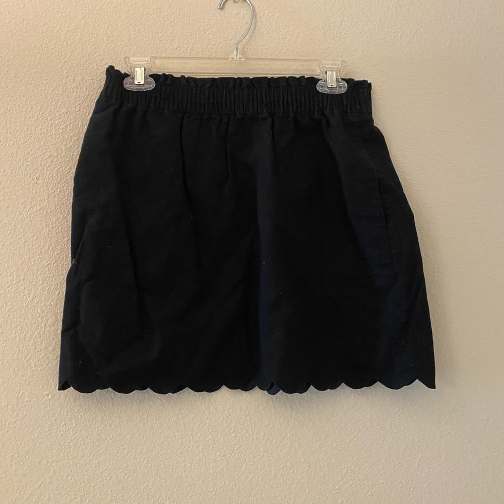 Black j crew scalloped skirt with pockets